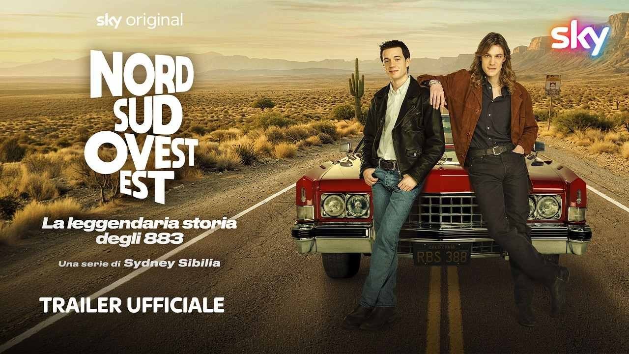 Nord Sud Ovest Est – La leggendaria storia degli 883, anticipazioni 30 ottobre: il successo del nuovo album travolge Max e Mauro